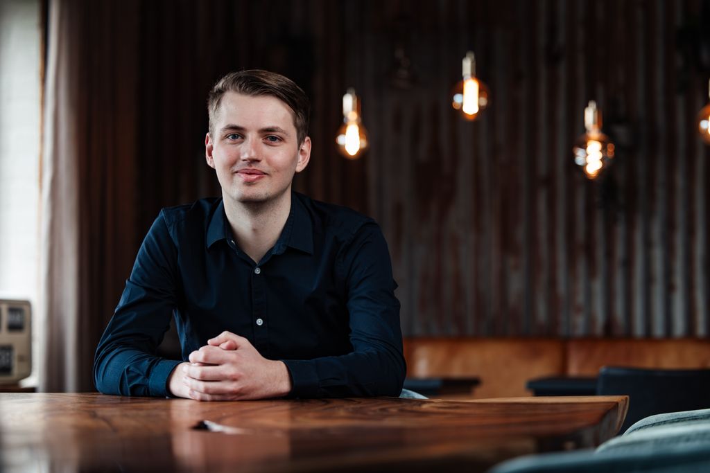 Jestin Hoogeveen — webontwikkelaar en ondernemer uit Emmen, Drenthe